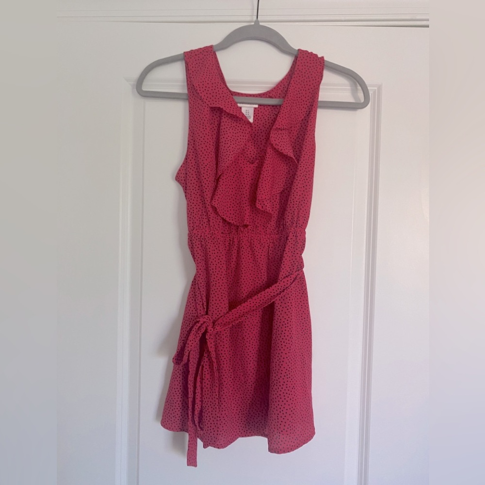 Maternity sleeveless top